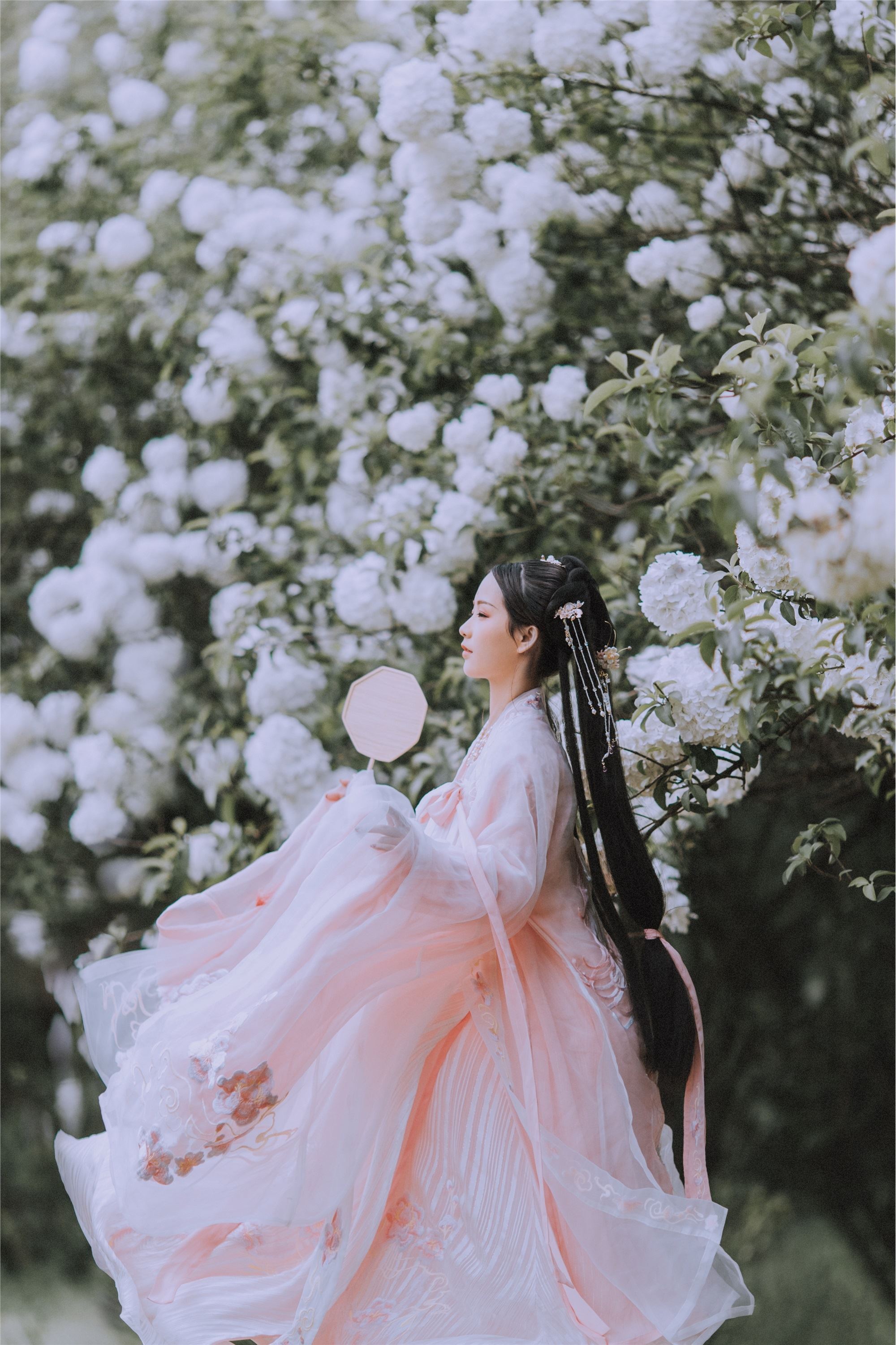 YITUYU艺图语 2021.09.02 满袖春 Seven